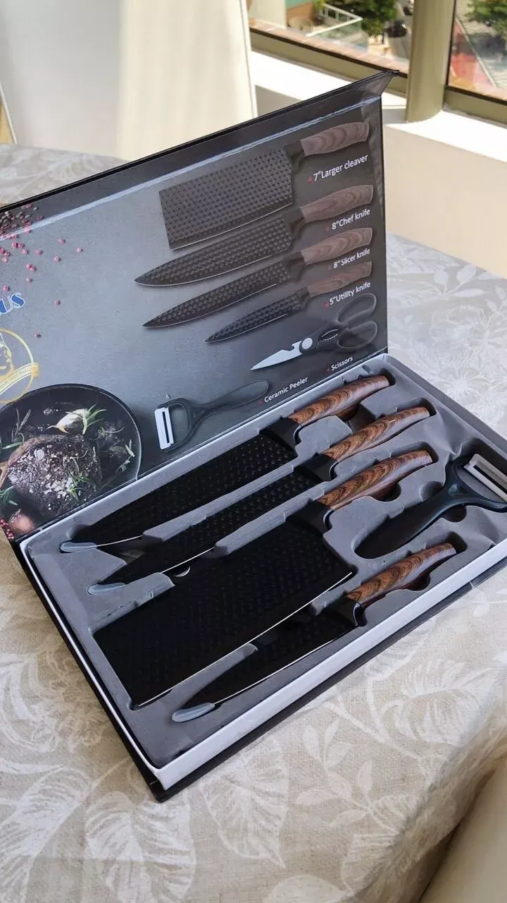 Foto de cliente: caixa de apresentação aberta com o kit